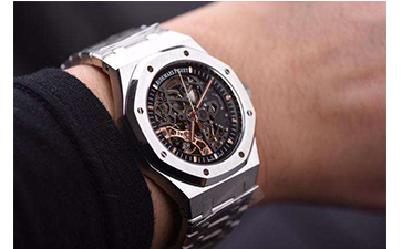 怎樣辨別愛彼手表的真假？